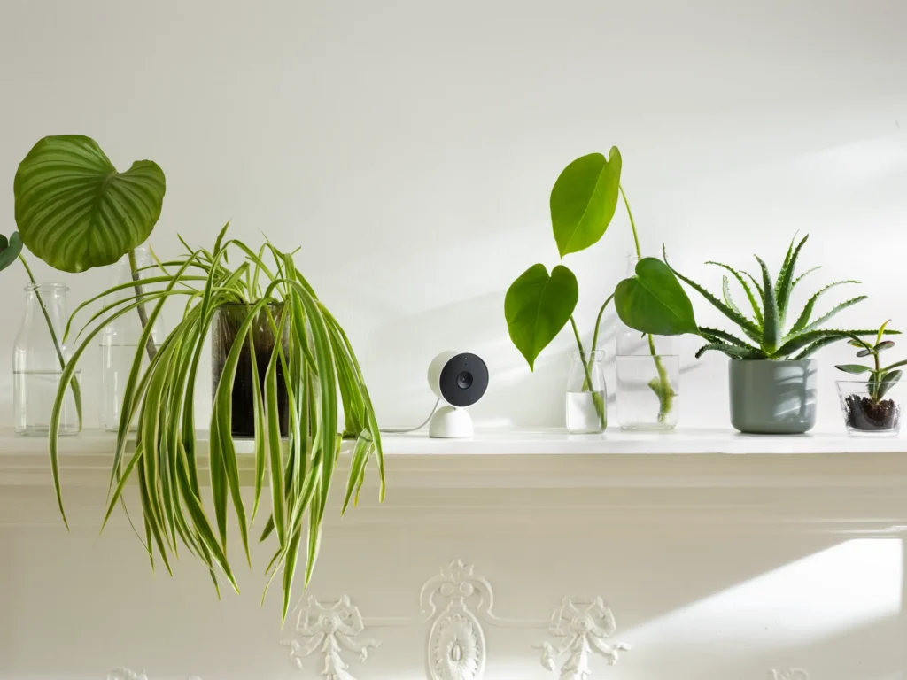 Advanced Smart Indoor Security Camera